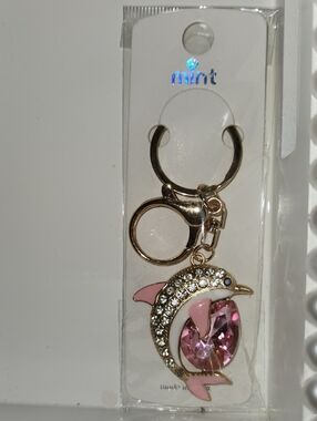 Mint Gold-Tone Pink Dolphin Keyring with Pink Crystal